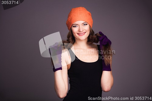 Image of Young girl in hat