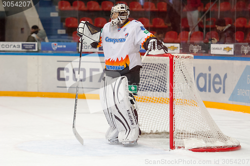 Image of Goalkeeper Shtepanek Y. (33) resting