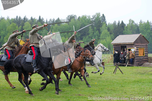 Image of Horse squad in atack