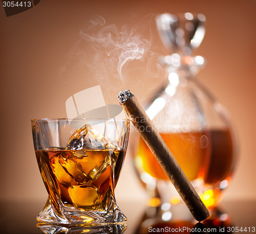 Image of Cigar on glass