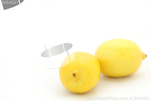 Image of two lemons