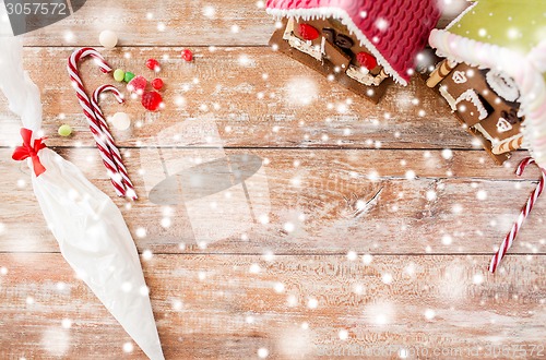 Image of closeup of beautiful gingerbread houses at home