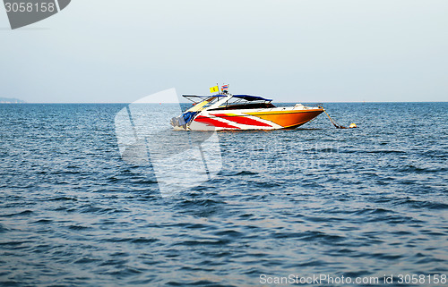 Image of The boat in the sea