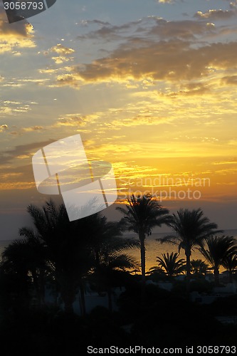 Image of Seaview of cloudy early morning