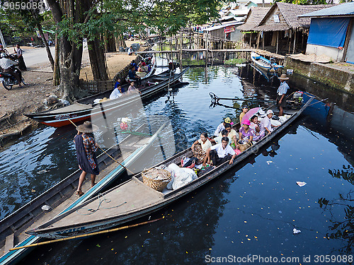 Image of Local ferry in Maubin, Myanmar