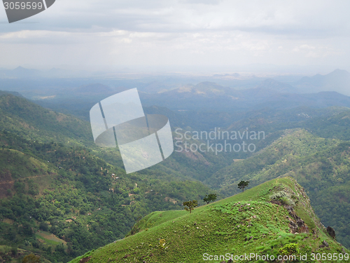 Image of mountain scenery in Sri Lanka