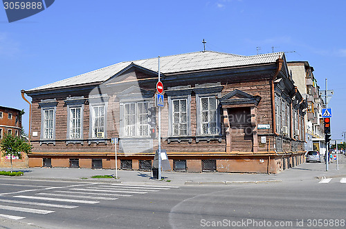 Image of The Nikolaev city school in Tyumen, Lenina, 5 / Perekopskaya, 4,