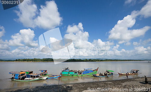 Image of Boats unloading at Lay Myo River, Myanmar