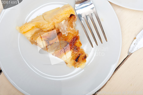 Image of fresh pears pie