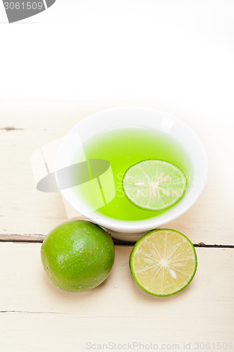 Image of green lime lemonade 