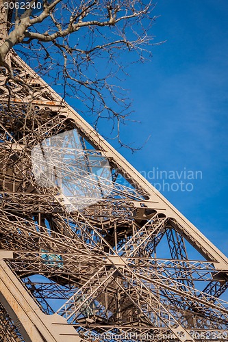 Image of Eiffel Tower in Paris