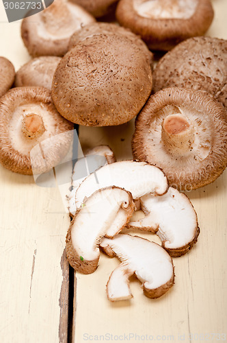 Image of shiitake mushrooms