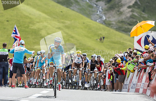 Image of The Peloton on Col du Lautaret