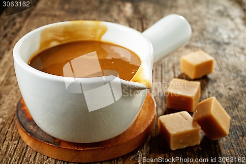 Image of sweet caramel sauce