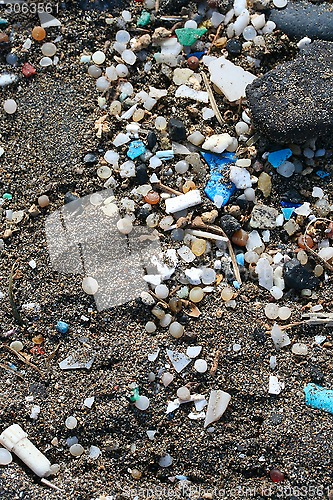 Image of small pieces of plastic on the beach of Lanzarote.