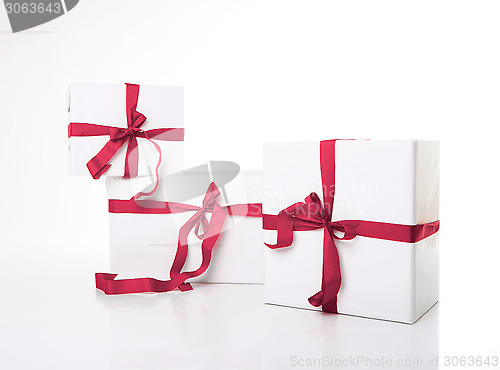 Image of white gift box with nice ribbon