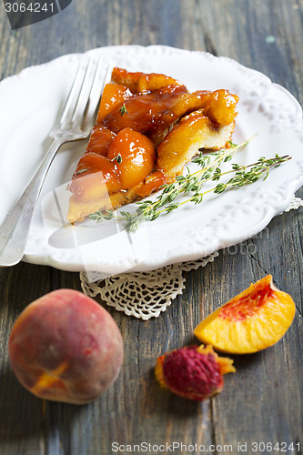 Image of Peach pie with thyme.