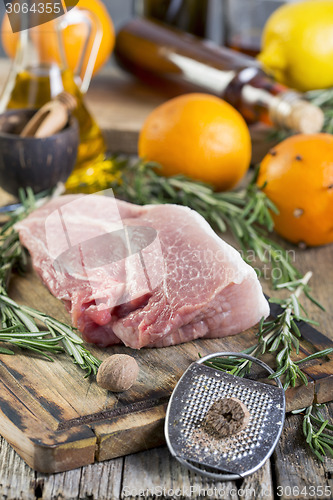 Image of Rosemary, nutmeg and pork.