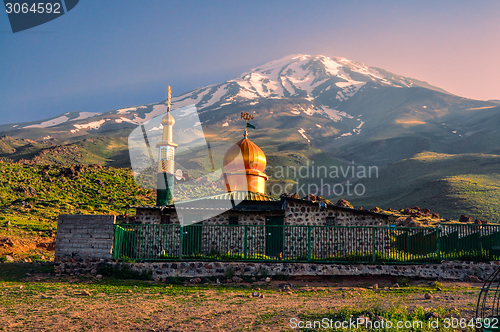 Image of Mosque below Damavand