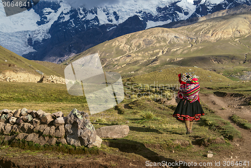 Image of Peruvian woman