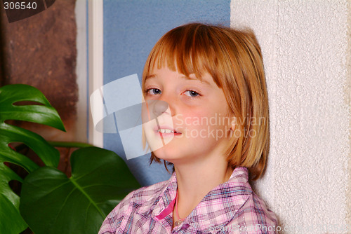 Image of blond girl