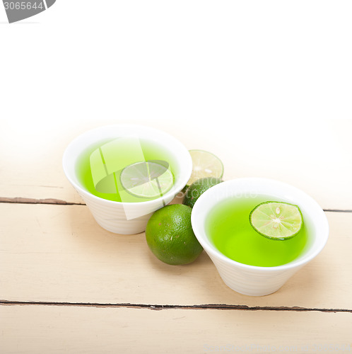 Image of green lime lemonade 
