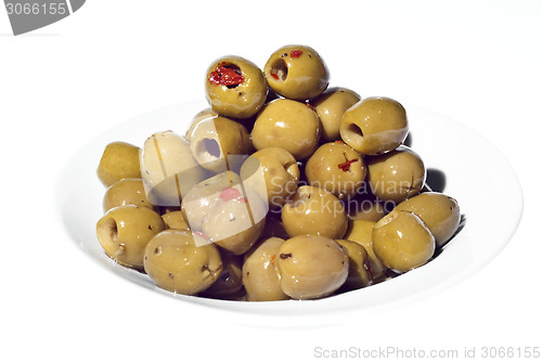 Image of marinated green olives in bowl