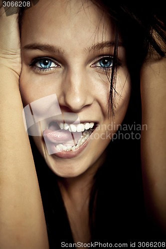 Image of emotion smile young girl