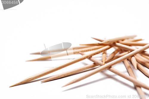 Image of group of wood toothpicks