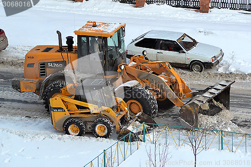 Image of Cleaning of snow by means of special equipment.