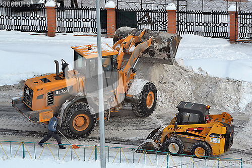 Image of Cleaning of snow by means of special equipment.