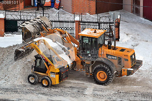 Image of Cleaning of snow by means of special equipment.