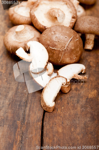 Image of shiitake mushrooms