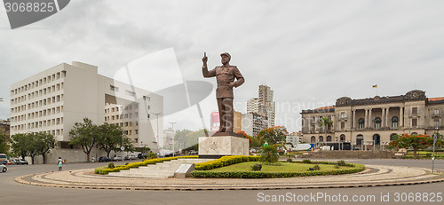 Image of Statue of Samora Moisés Machel at Independence  Square