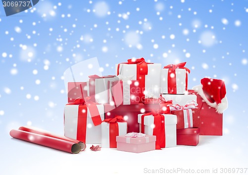 Image of christmas presents and decoration