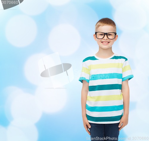 Image of smiling little boy in eyeglasses