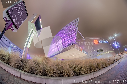 Image of tulsa city skyline around downtown streets