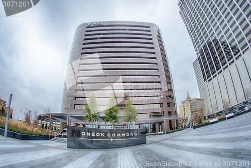 Image of tulsa city skyline around downtown streets
