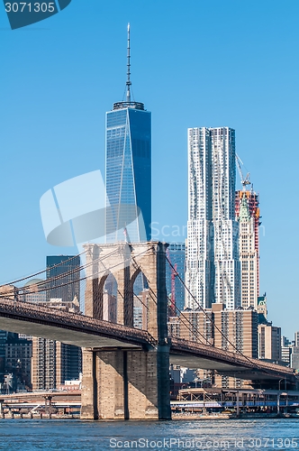 Image of brooklyn bridge and new york city manhattan skyline