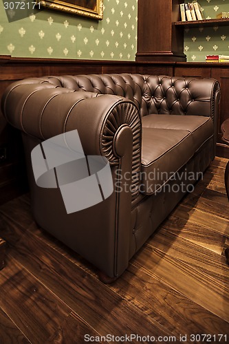 Image of leather sofa in Home Interior