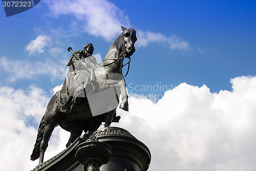 Image of Dresden King Johann monument 01