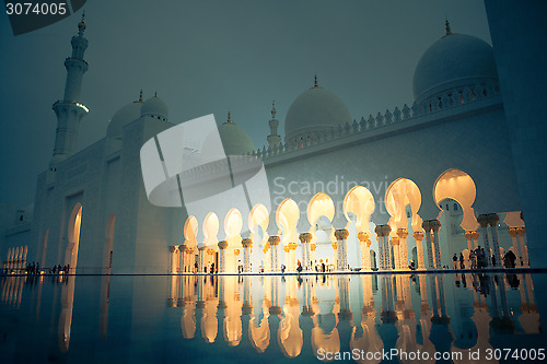 Image of white history heritage islamic monument mosque in abu dhabi