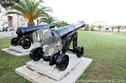 Image of Bermuda Fort Canons