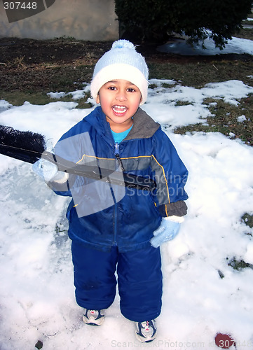 Image of Cleaning the snow