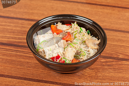 Image of noodles with chicken