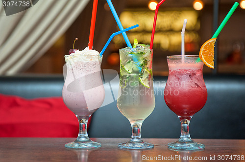 Image of three healthy nonalcoholic cocktails