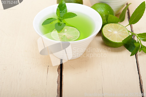 Image of mint infusion tea tisane with lime