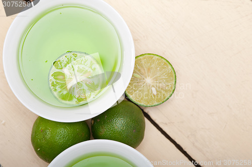 Image of green lime lemonade 