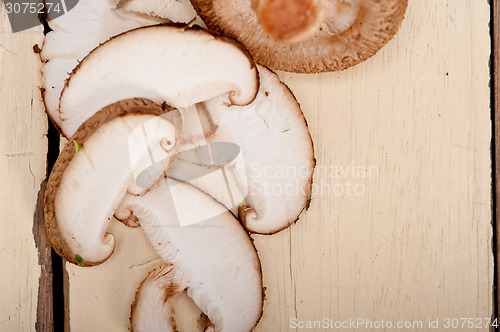 Image of shiitake mushrooms