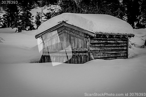 Image of old cabin